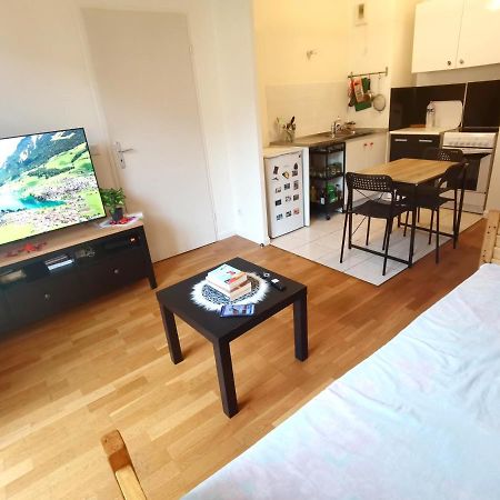 Versailles Trip Appartement Buc  Eksteriør bilde